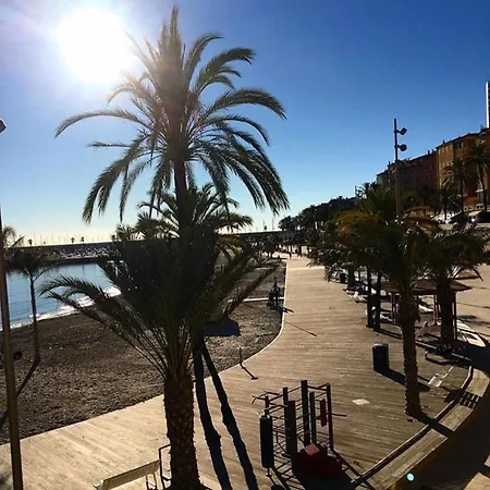 Apartament Le Victoria, 2p Moderne, Les Pieds Dans L'eau, Parking, Piscine