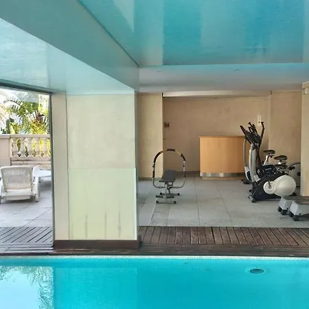 Le Victoria, 2p Moderne, Les Pieds Dans L'eau, Parking, Piscine *