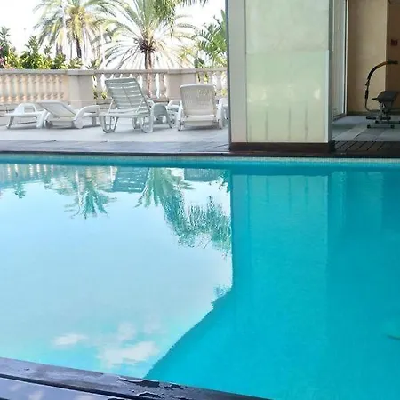 Apartment Le Victoria, 2p Moderne, Les Pieds Dans L'eau, Parking, Piscine