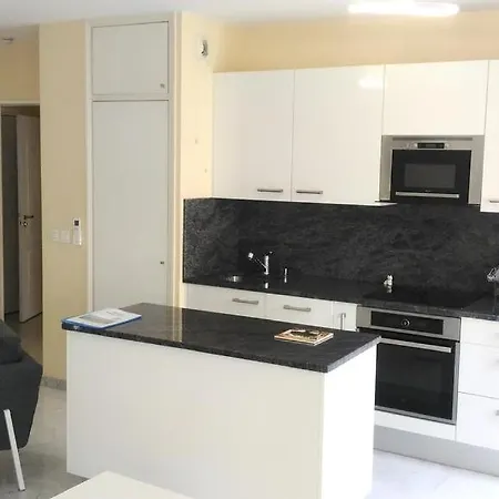 Apartament Le Victoria, 2p Moderne, Les Pieds Dans L'eau, Parking, Piscine Mentona