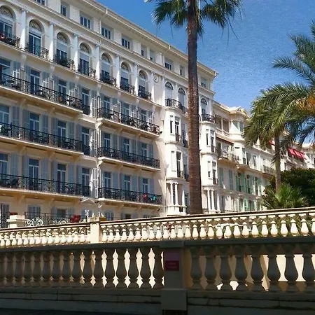 Apartament Le Victoria, 2p Moderne, Les Pieds Dans L'eau, Parking, Piscine *