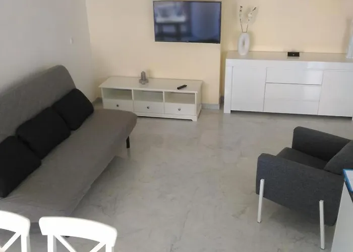 Le Victoria, 2p Moderne, Les Pieds Dans L'eau, Parking, Piscine Appartement